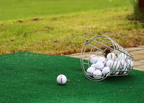 Golf-kauden jatkot takapihallasi